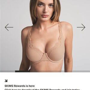 SKIMS Nude Lace Trim Underwire Bra